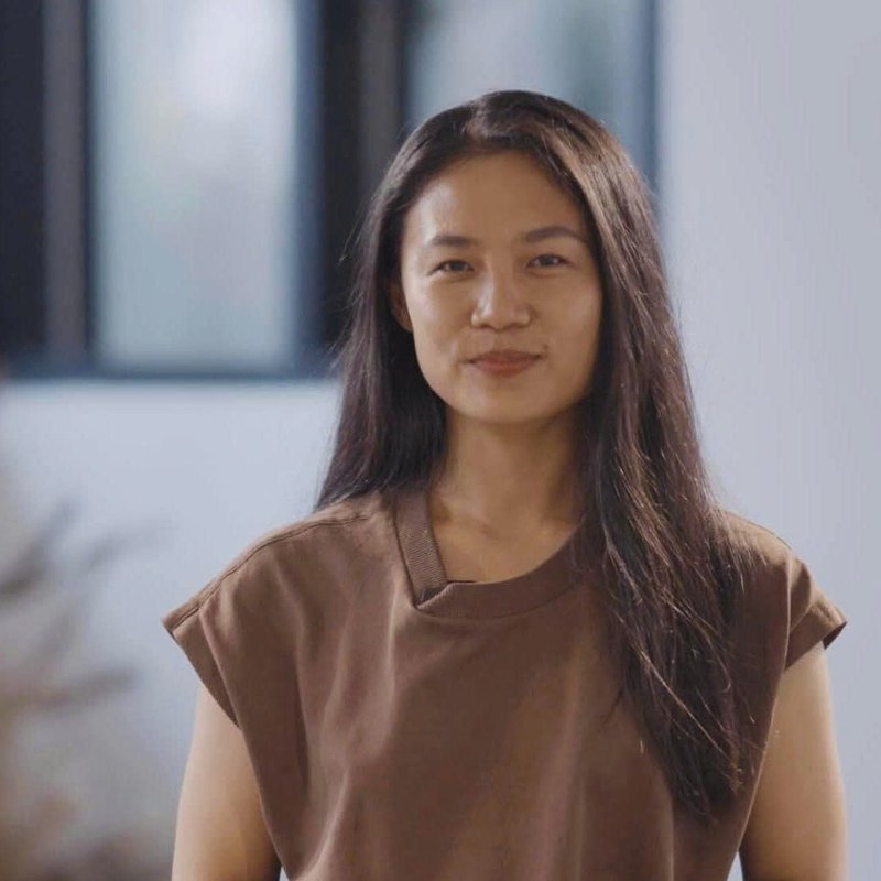 Chân dung Chị Hà Minh Thư